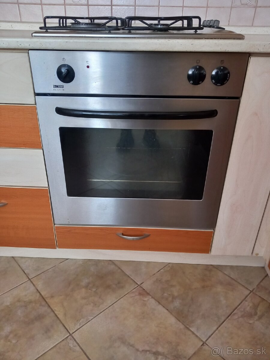 Rohová kuchynská linka - 7