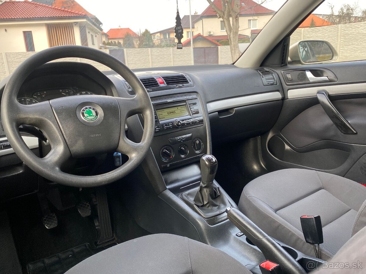 ŠKODA OCTAVIA 1. MAJITEL SR - 7