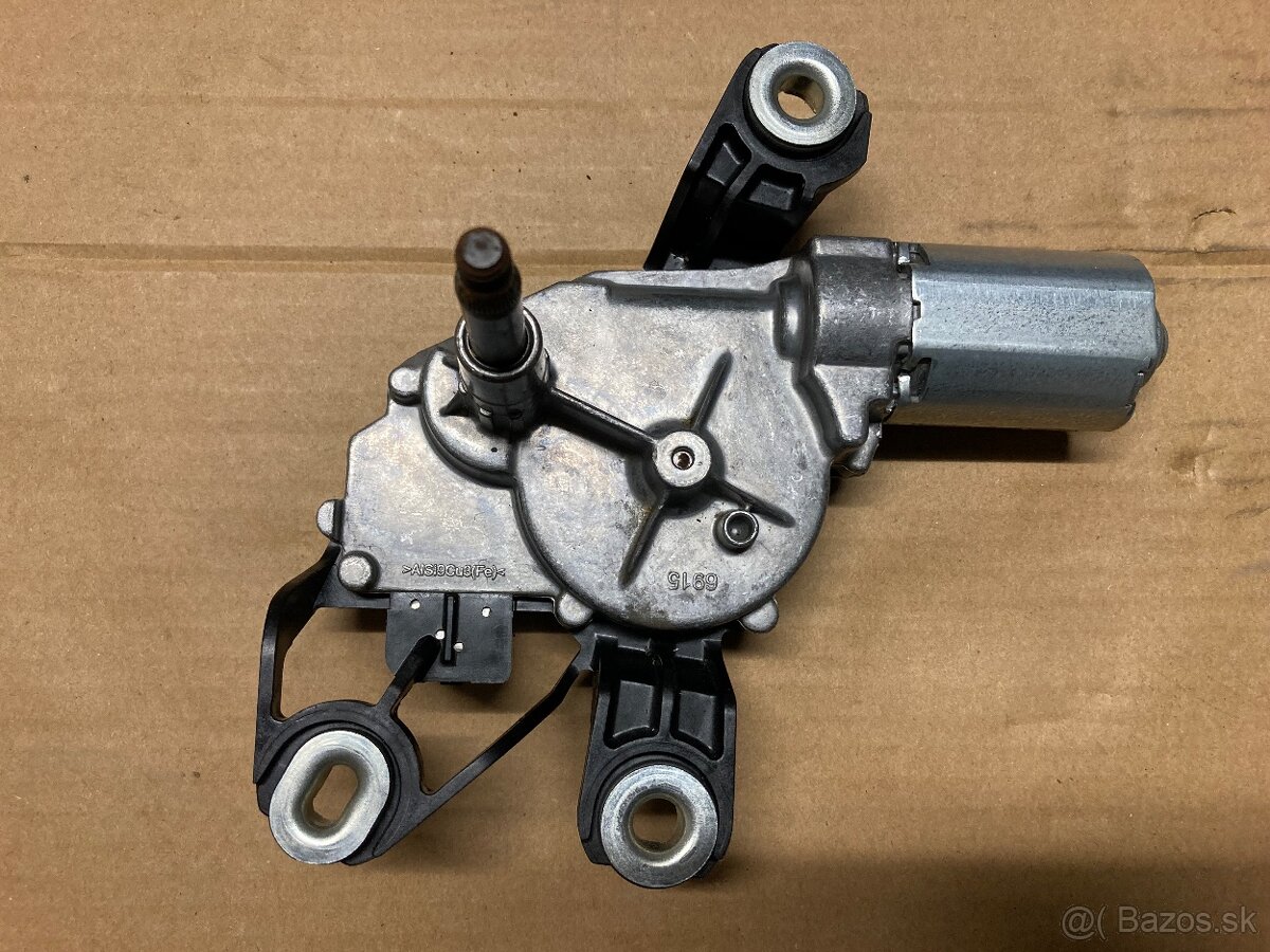 Mot. zadného stierača VAG - 7