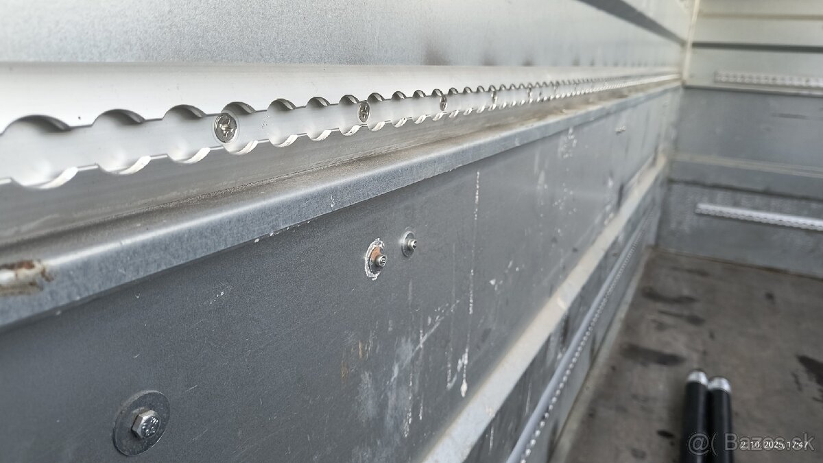 Prívesný vozík - 7