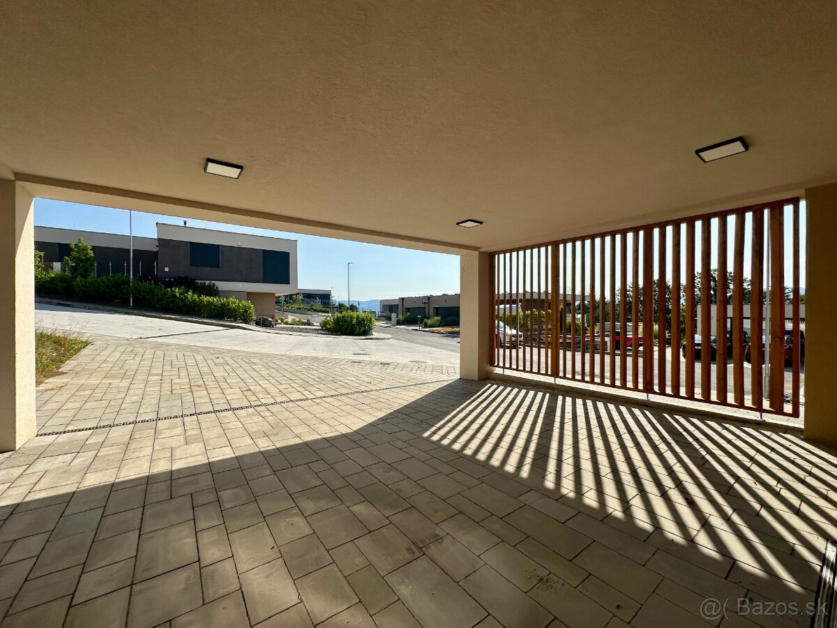 PREDAJ - Apartmán s terasou a parkovaním - Bojnice - 7