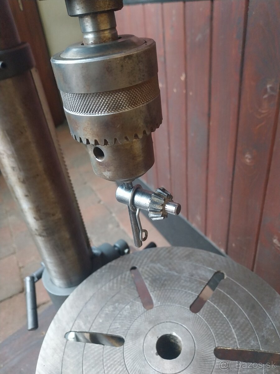 Stojanova vŕtačka 1 - 7