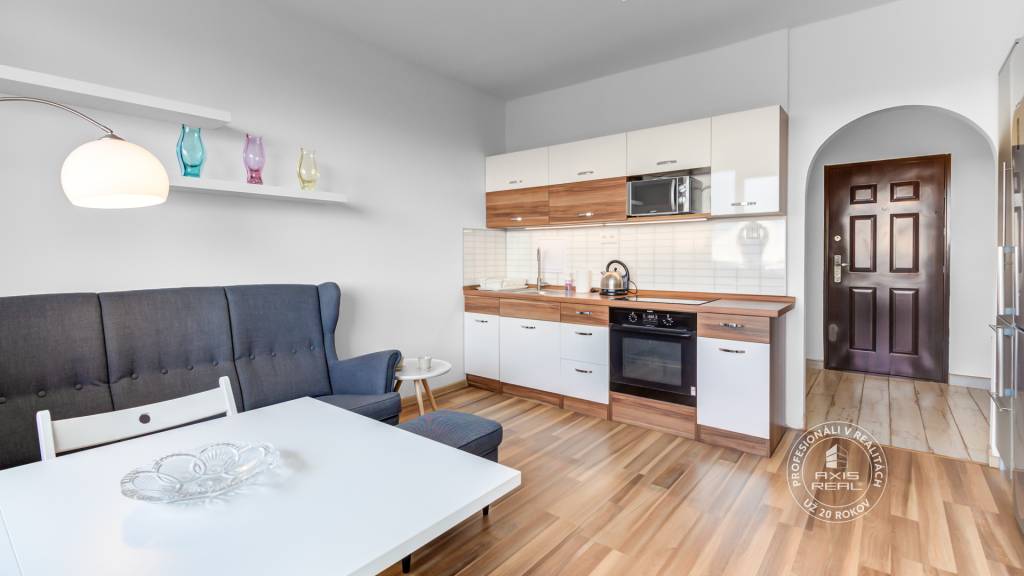 AXIS REAL | Dvojgarsónka, 2x LODŽIA, BA V. Petržalka, Nám. h - 7