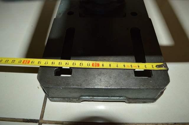 predam - stolova vrtacka EKA - 7