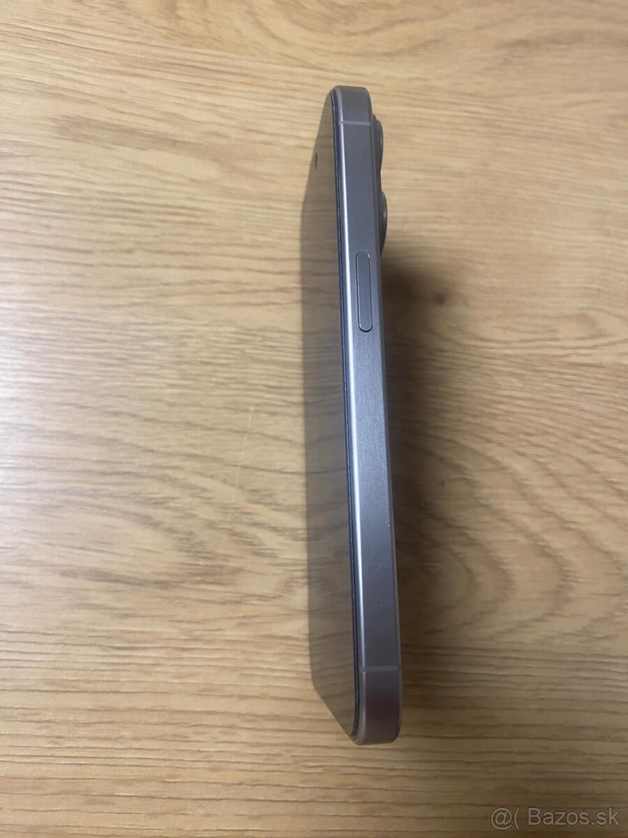 iPhone 15 PRO 256GB - 7