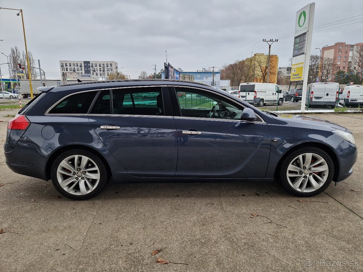 Opel Insignia ST 1.6 Turbo ECOTEC Cosmo - 7