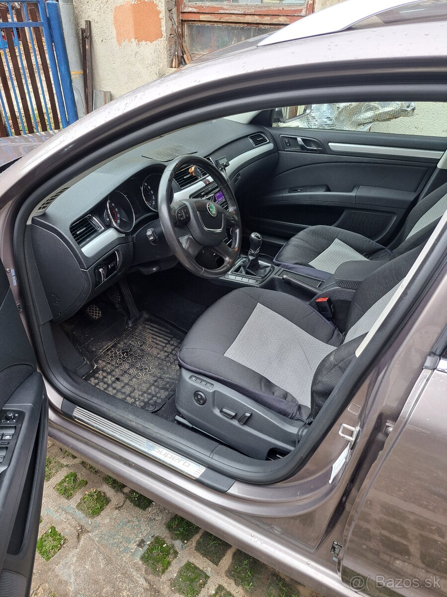 Škoda Superb II - 7