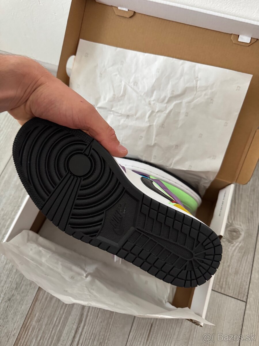 Air Jordan 1 Mid SE Lightbulb - 7