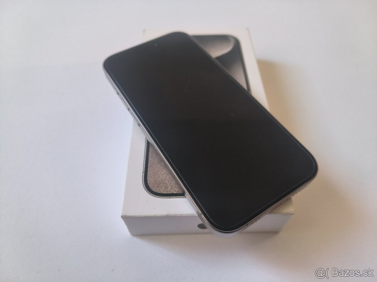 iPhone 15 Pro 256 GB natural titanium 5/2024 - 7