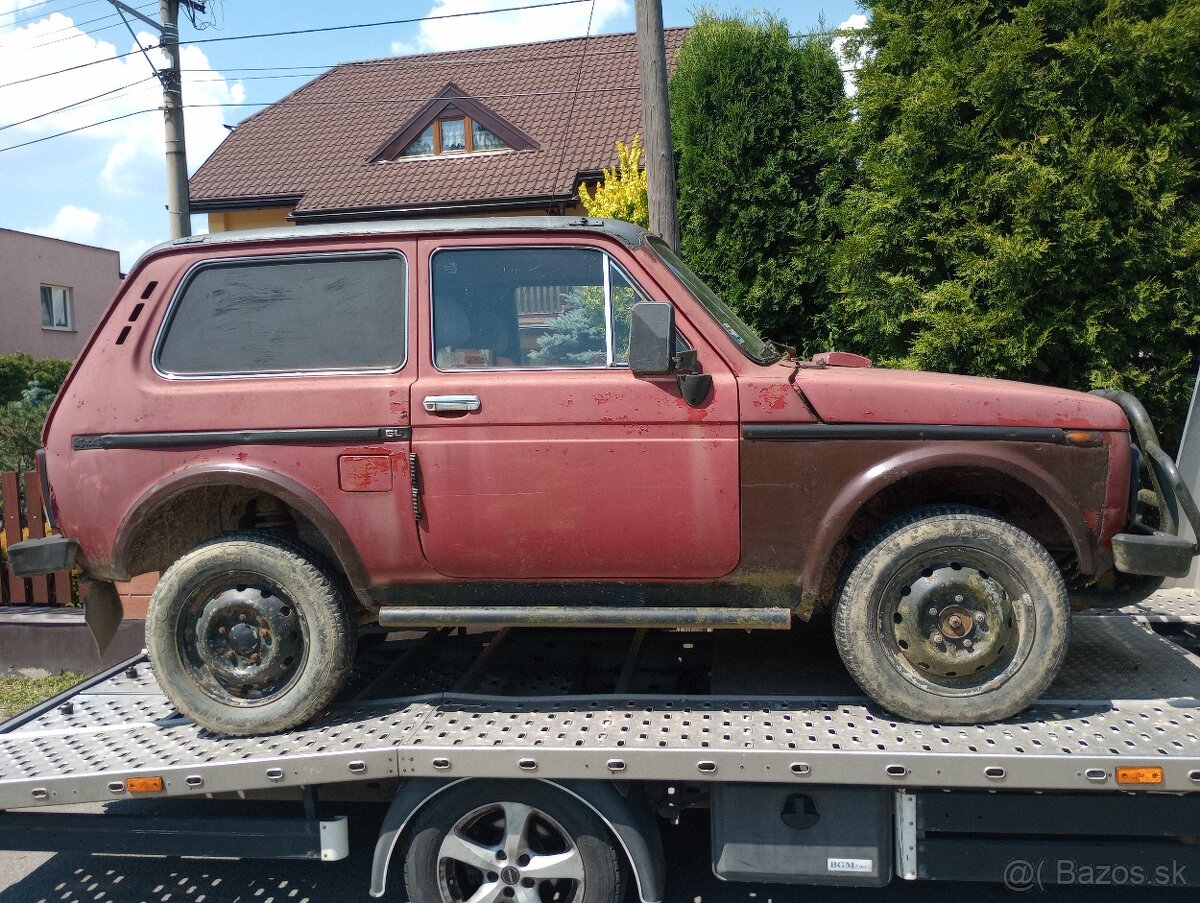 Lada Niva - 7