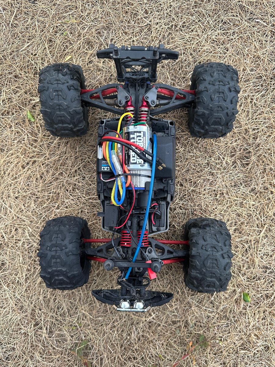 Traxxas summit 1:16 - 7