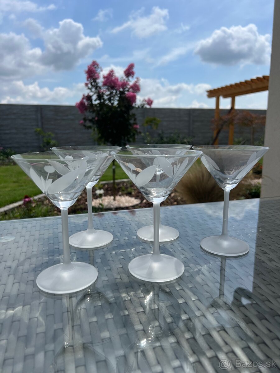 Šálky a sklenené poháre 1€ kus - 7