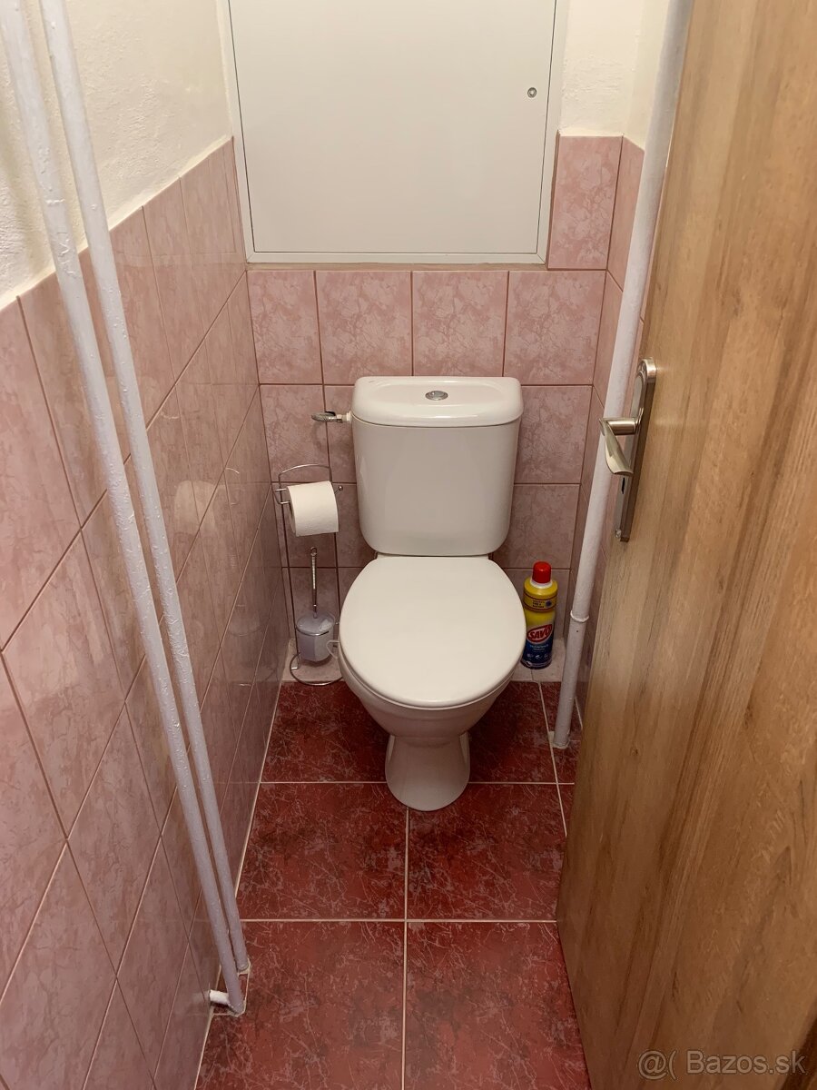 1-izbový byt (44 m²) s balkónom – Erenburgova ulica, Lučenec - 7