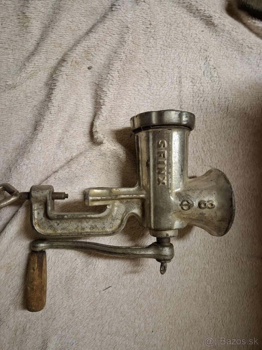 Mlynčeky na mäso a orechy - 7