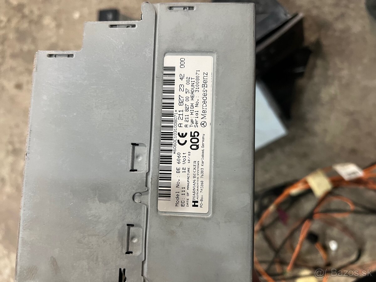 Mercedes w211 comand radio - 7