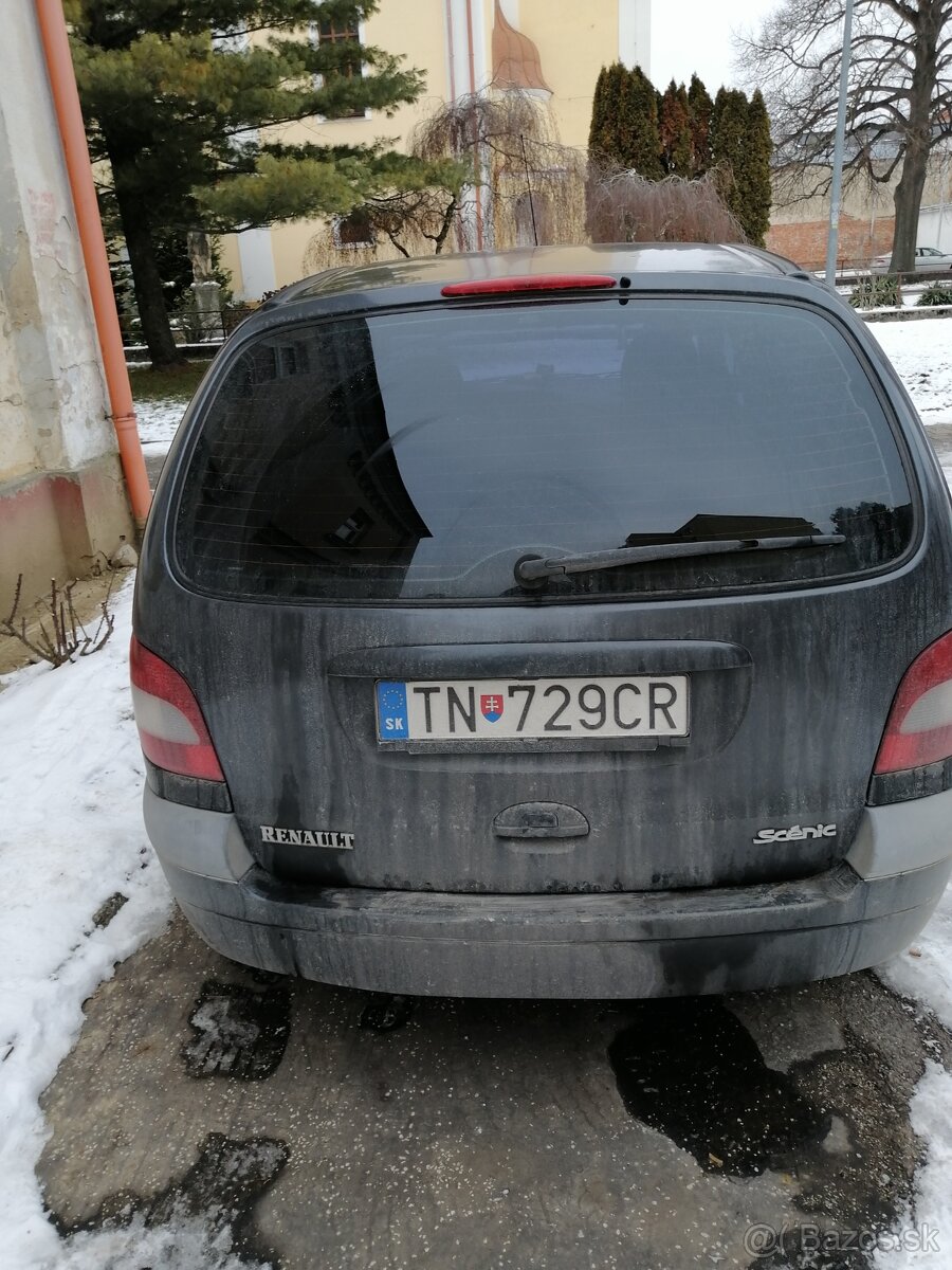 Predám Renault scenic - 7