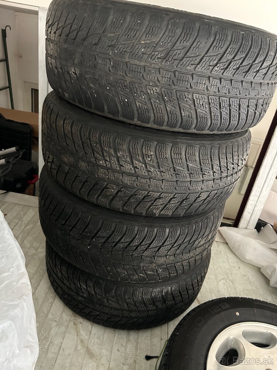 Nokian 255/55 R19 zimne Range Rover - 7