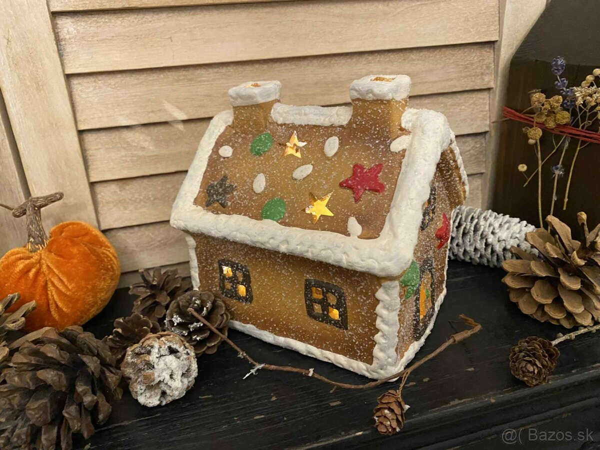 Svietiaci perníkový domček - 7