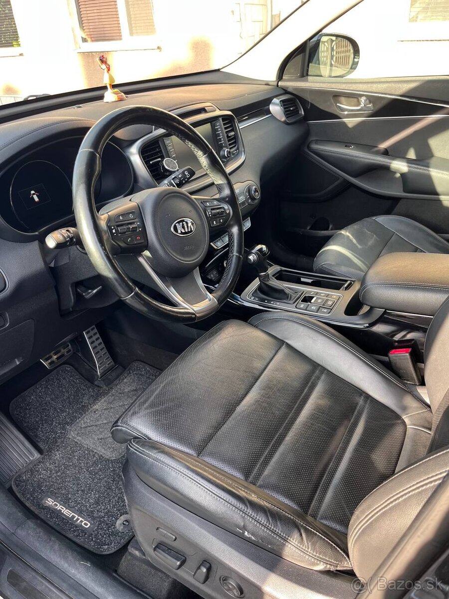 Kia Sorento 7 miestná ,2.2 CRDI Platinum - 7