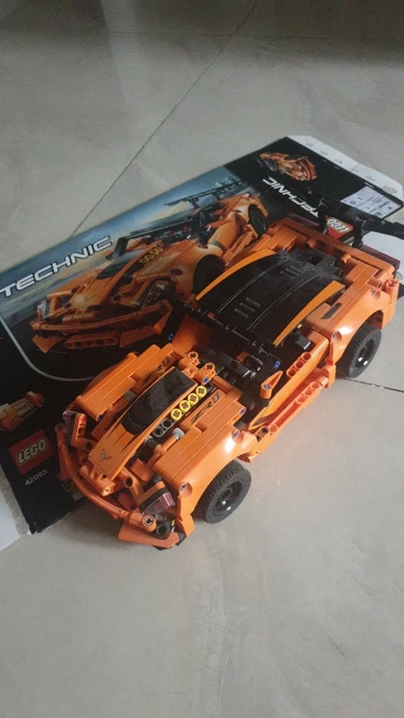 Technic lego 42098 + lego 42093 - stíhame do Vianoc - 7