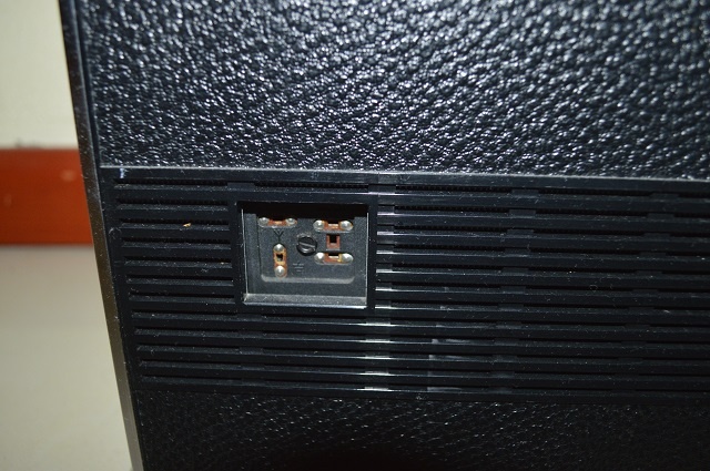 predam stare radio GRUNDIG - 7