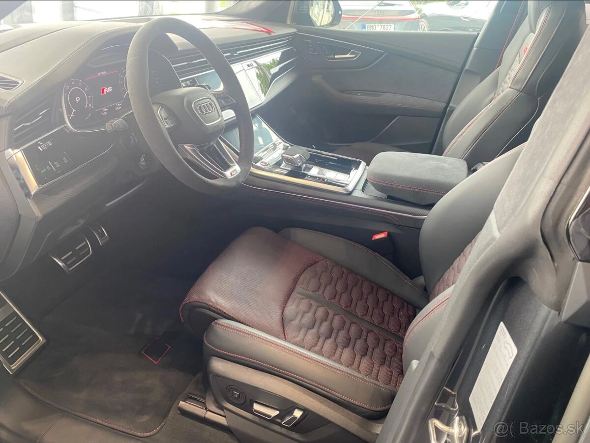 Audi RS Q8 Performance Quattro - 7