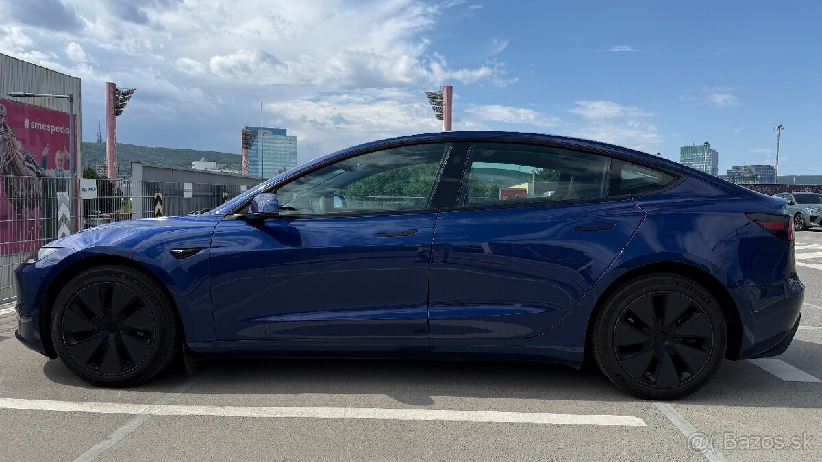 Tesla Model 3 Long Range AWD - 7