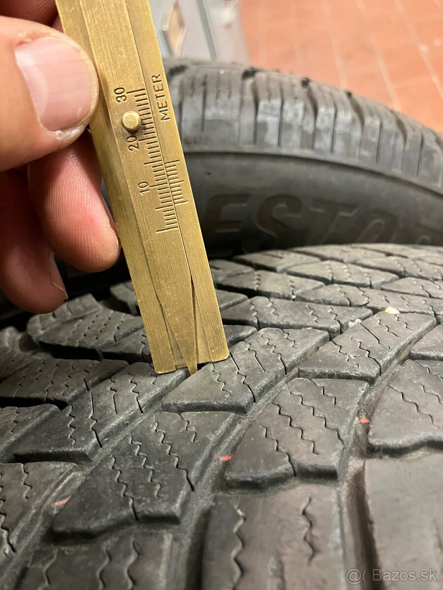 Zimne Bridgestone Blizzak LM005 215/65 R17 - 7