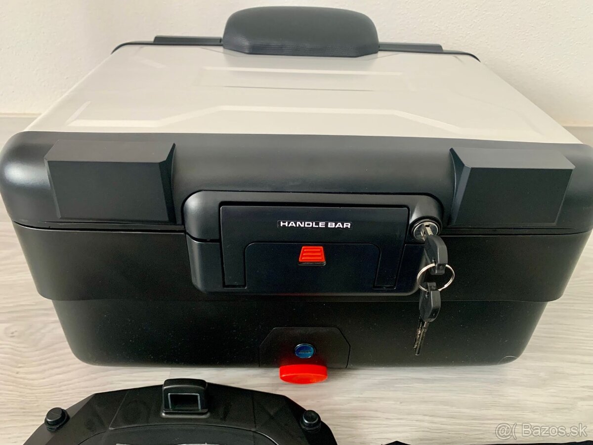 Zadný kufor na motocykel NOVÝ - 7