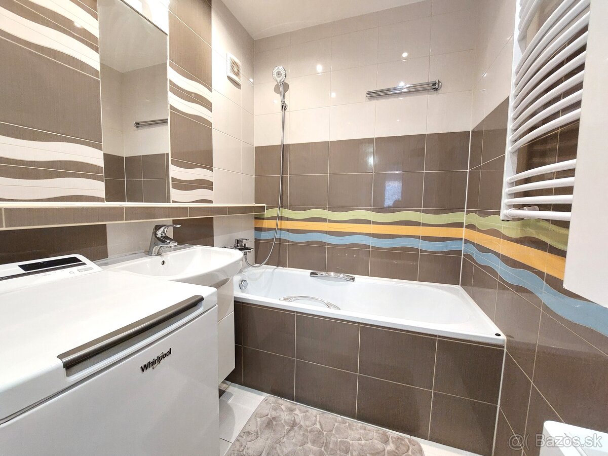 EXKLUZÍVNE Ideálny 4+1 izbový byt s balkónom, Žilina - - 7