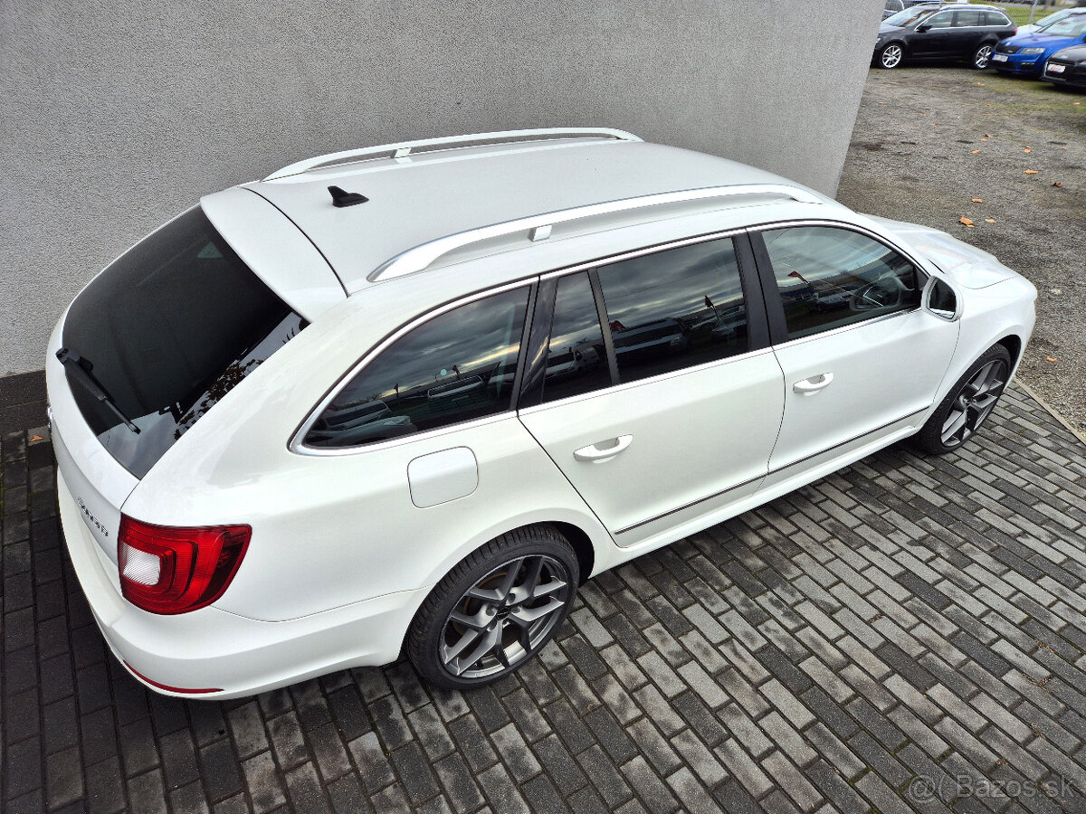 Škoda Superb 3,6 FSi V6 DSG Alcantara Combi TZ 199.999Kč - 7