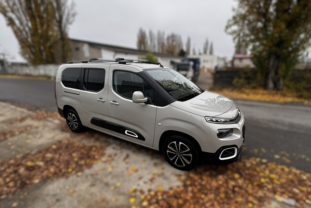 Citroën Berlingo BlueHDi 130 SS Shine XL AT 96kW130HP A8 - 7