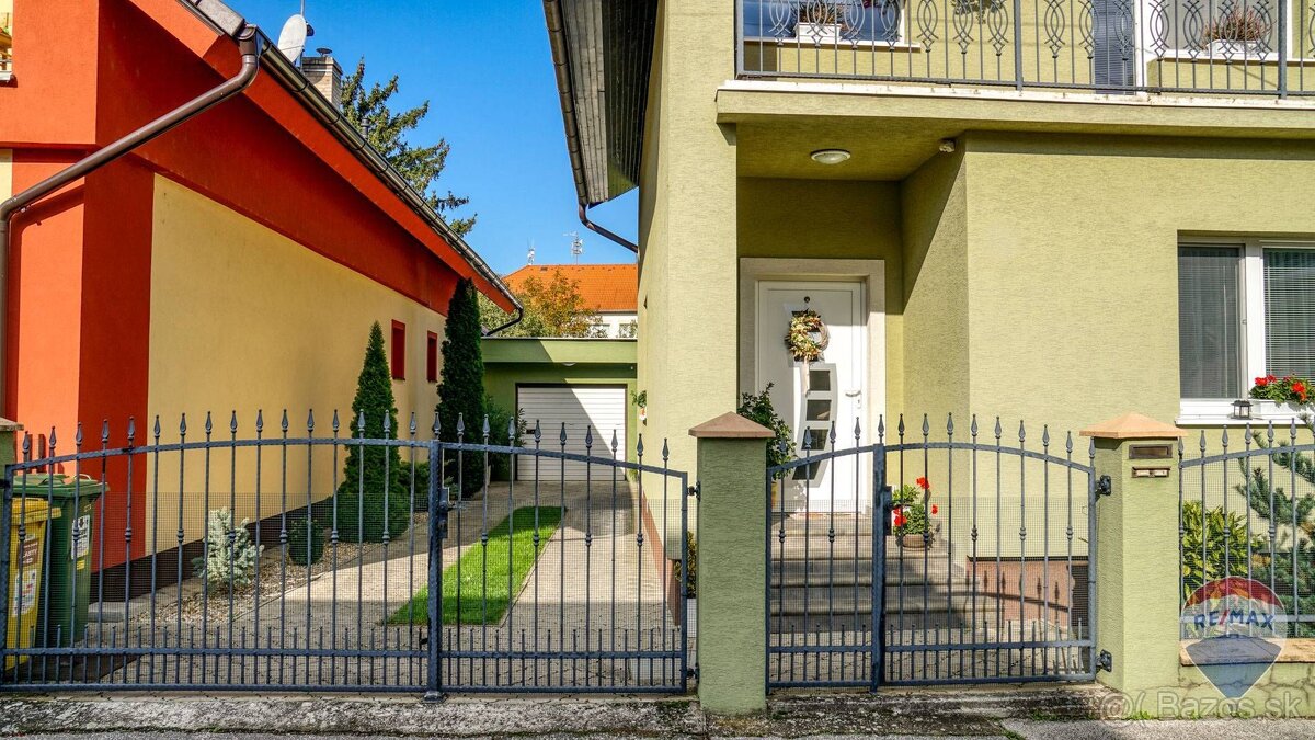 REZERVOVANÉ: Rodinný dom s garážou a krásnym pozemkom Banka - 7