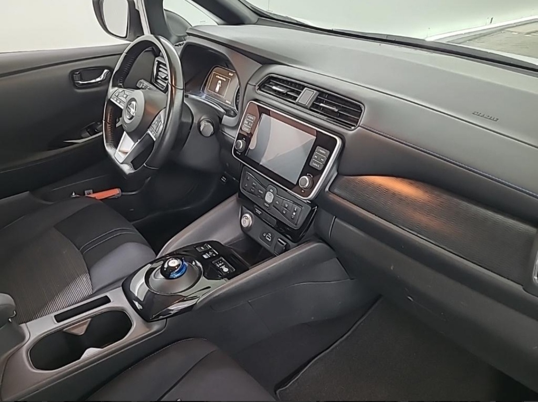 Nissan leaf 40kwh Acenta - 7