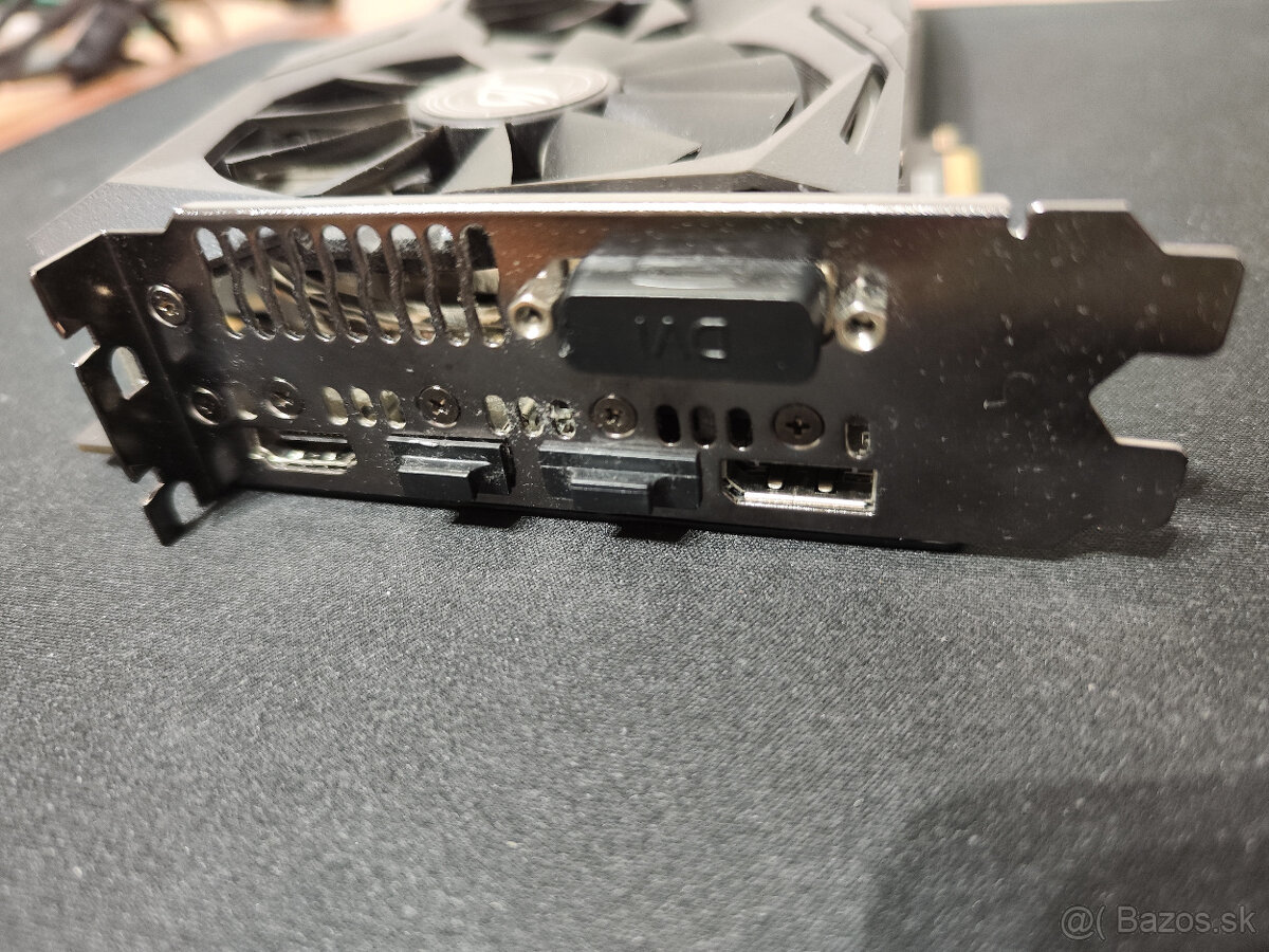 Predám grafiku ASUS ROG STRIX GTX1070 8GB - 7