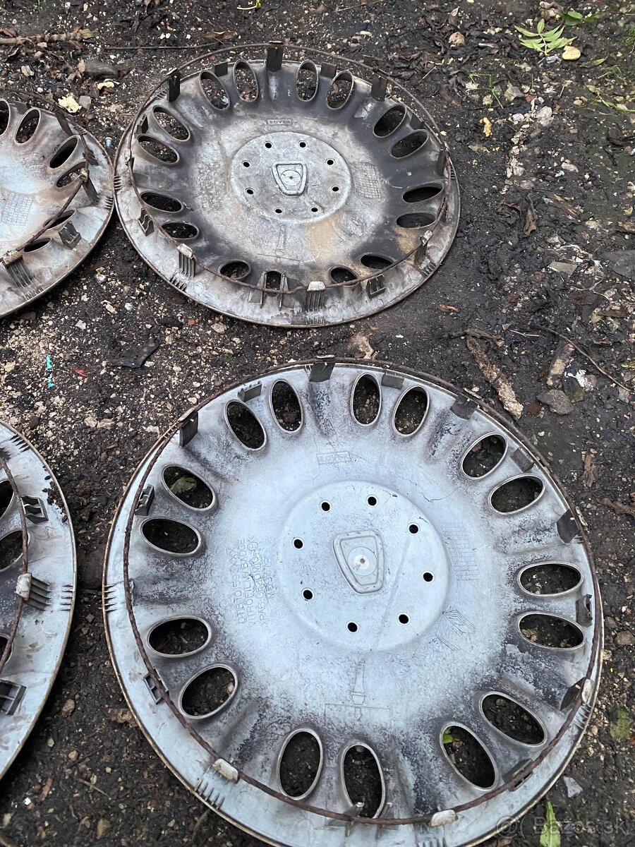 Originál puklice Rover r15 - 7