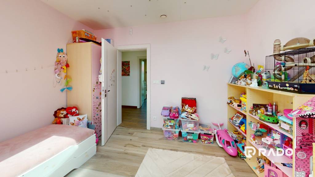 PREDANÉ | Moderný 4i rodinný bungalov 687m2 | Legionárska | - 7