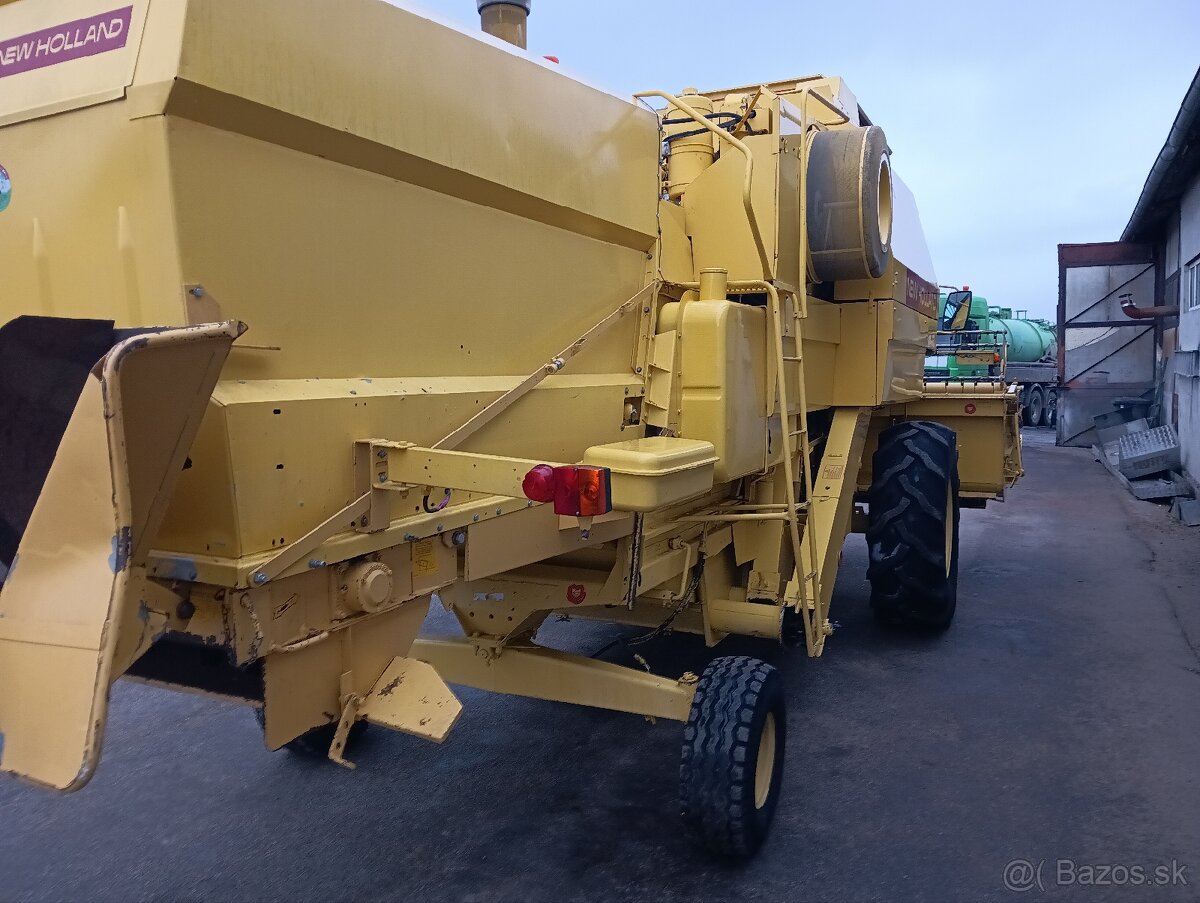 New Holland kombajn - 7