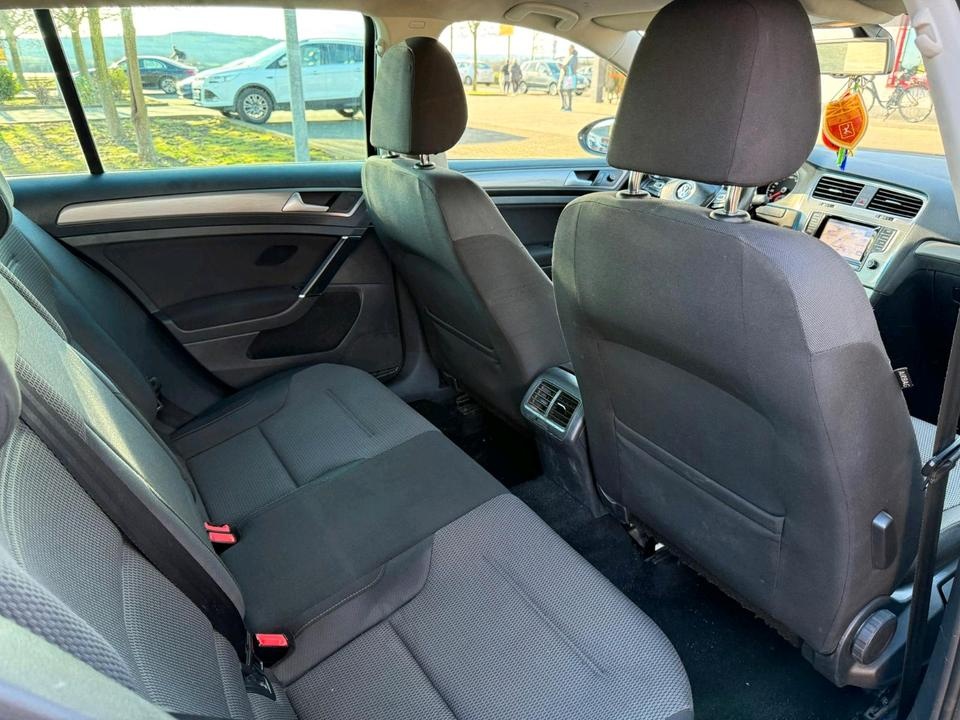 Volkswagen Golf VII - 7