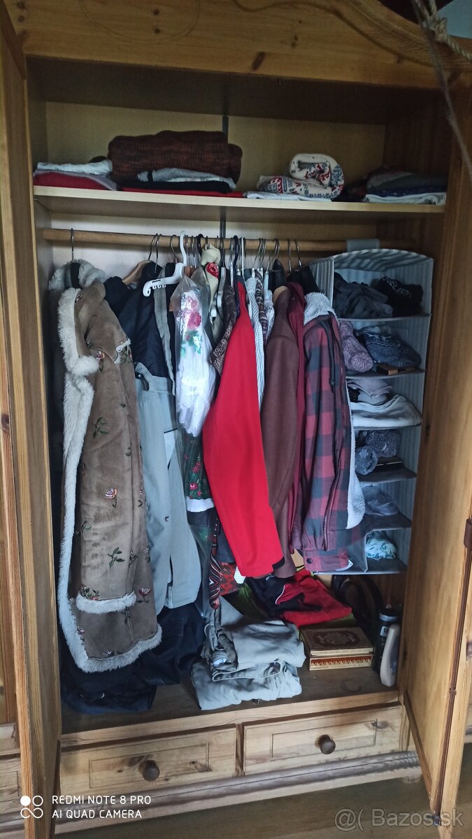 Rustikálna drevená masívna šatníková skriňa - 7