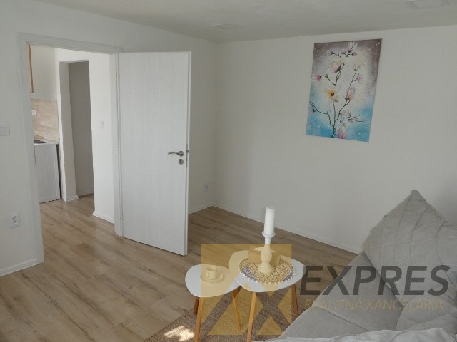 RK EXPRES - na predaj 1 izbový byt v Handlovej. - 7