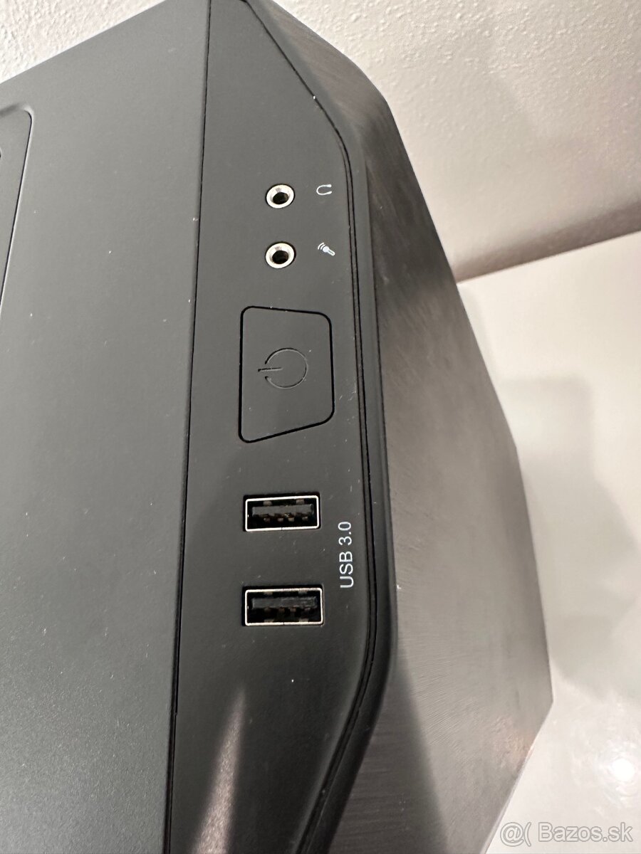 PC skrinka Be quiet Pure Base 500 odhlučnená - 7