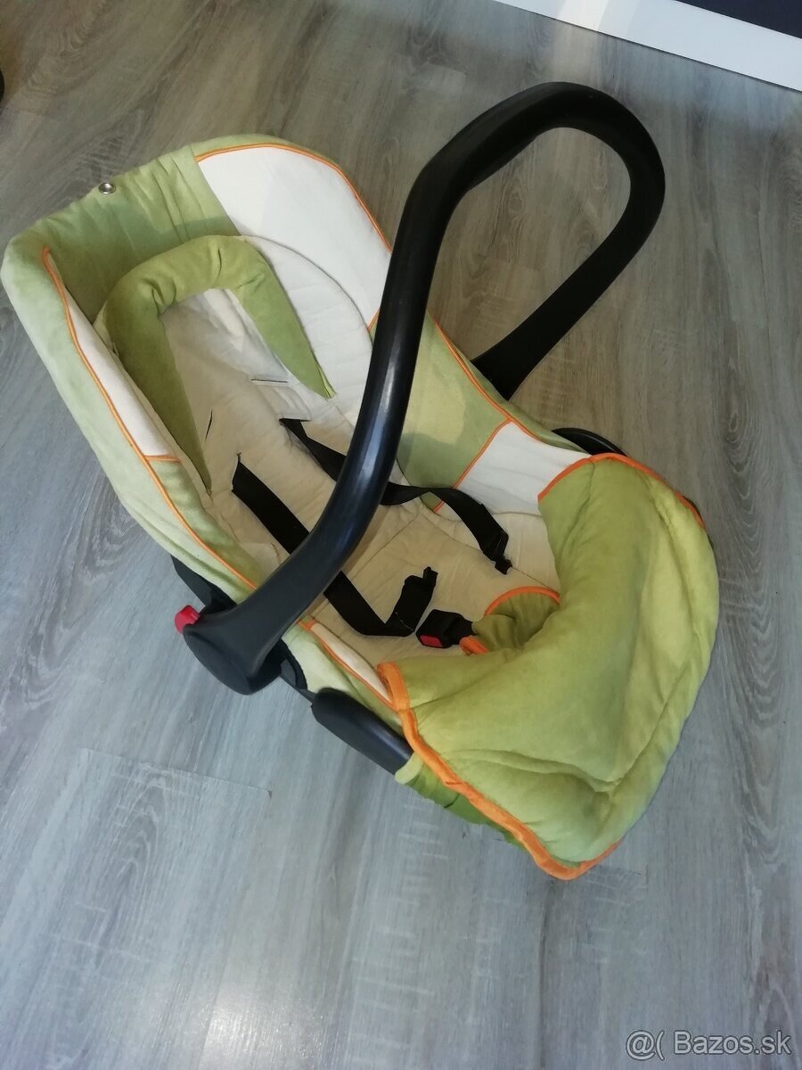 Kočík 2 kombinácia + autosedačka + prebaľ. podložka + fusak - 7