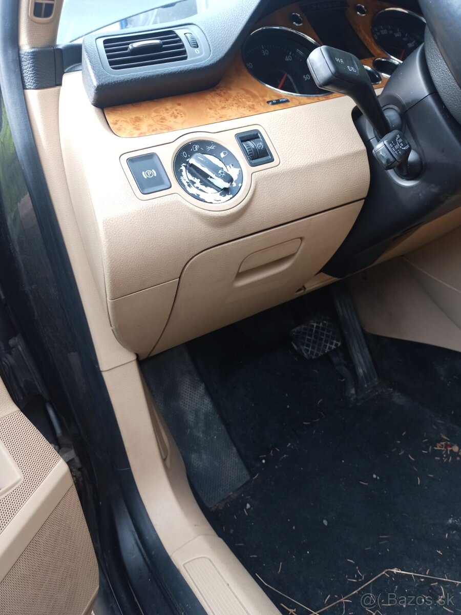 Krémové koženné sedačky VW Passat b6 - 7