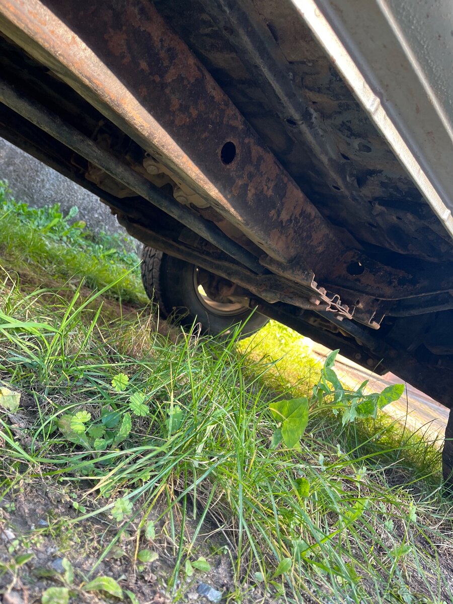 Mitsubushi Pajero sport - 7