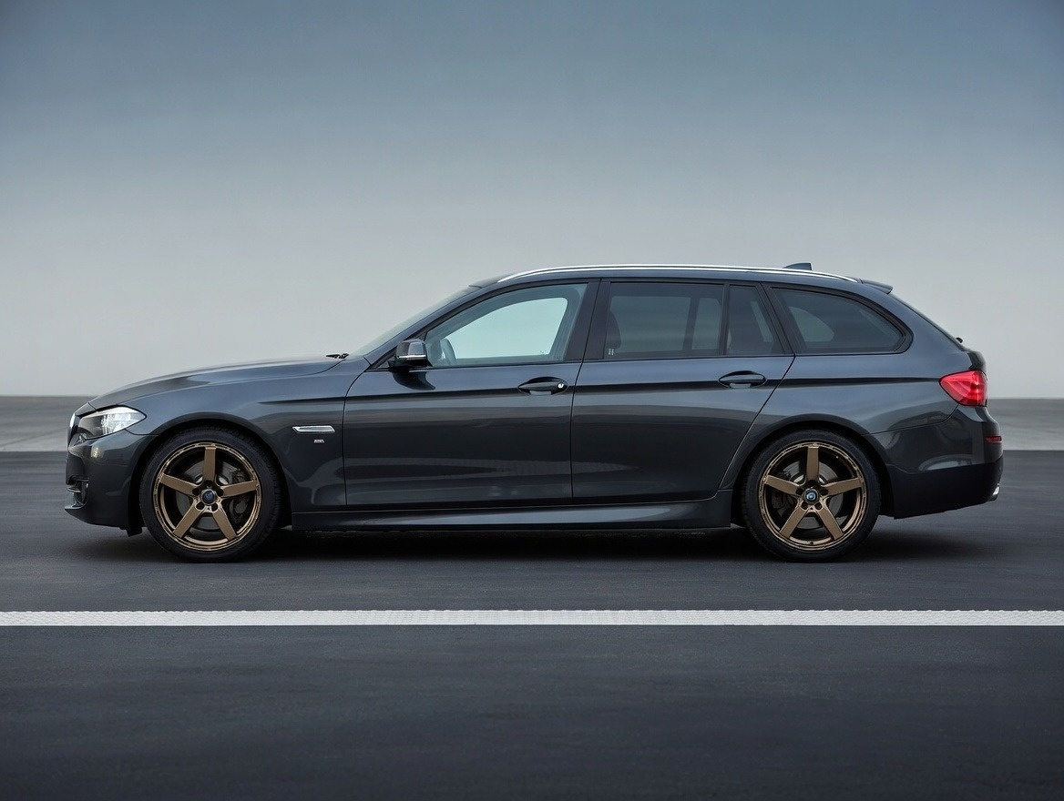 Predám Bmw 530d x drive - 7