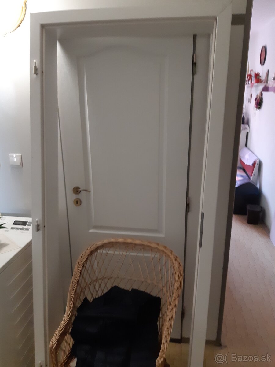 Biela obložková zárubňa 80 Pravá - 7