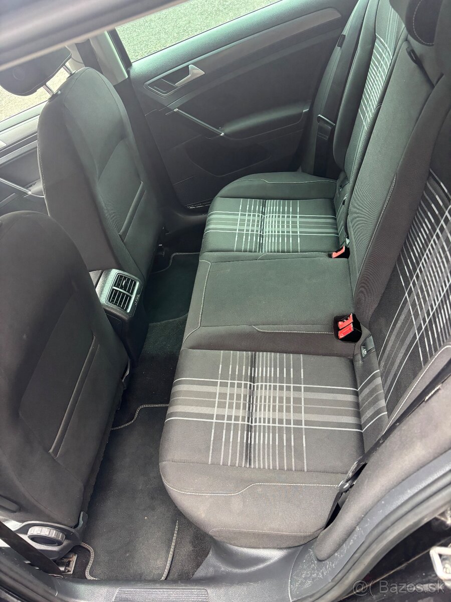 Volkswagen Golf 7 LOUNGE 2.0 - 7