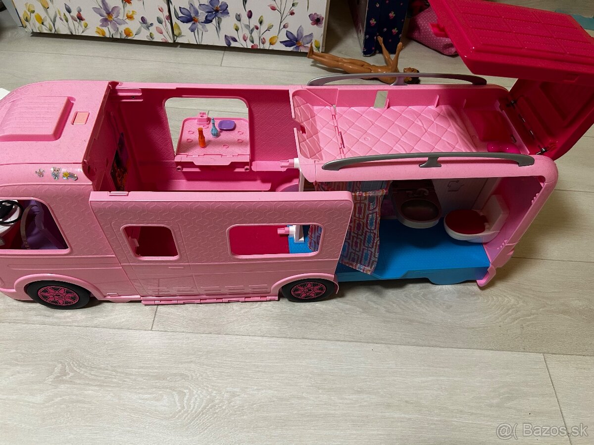 Barbie karavan - 7