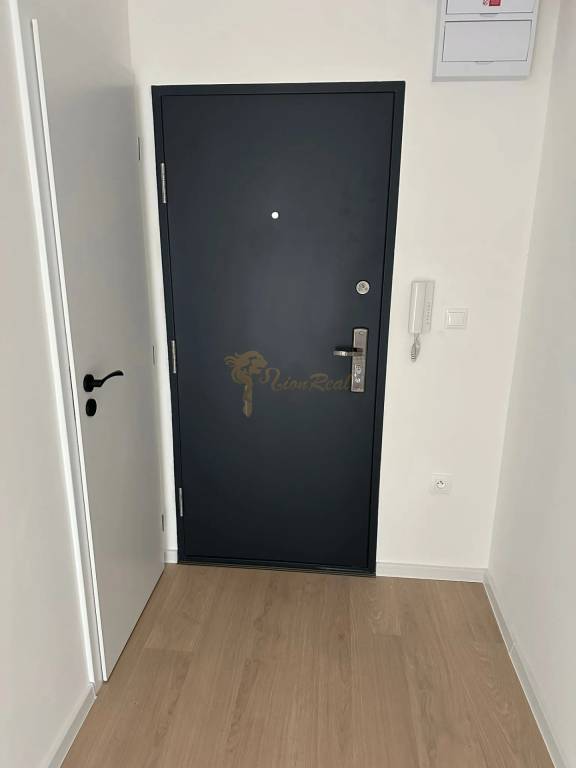 zrekonštruovaný 2-izb. byt, Komárnická, Ružinov, 3.p./9, bal - 7